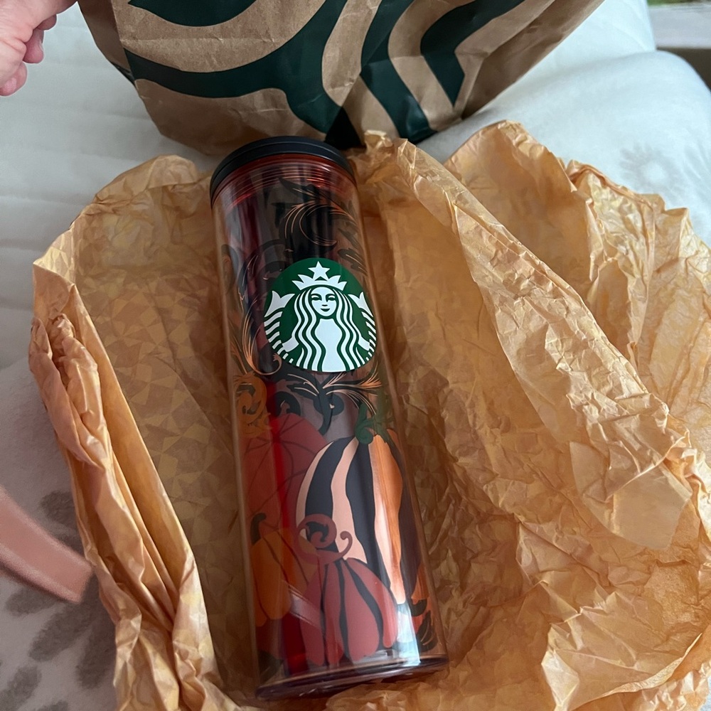Brand New Starbucks RARE Halloween 🎃 cup